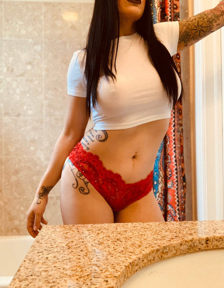 Shaul Guerrero onlyfans leaked pics