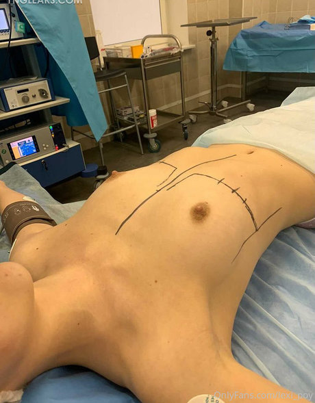 Lexi Poy naked onlyfans leak