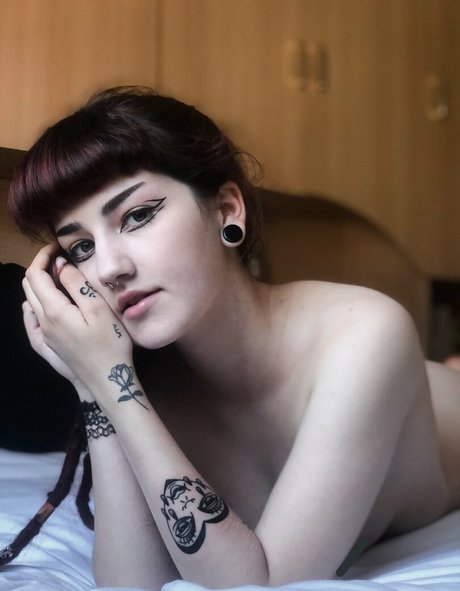 Lunathefairyy onlyfans naked leaked