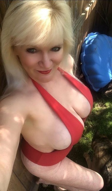 Sandie Lee leaked nudes onlyfans