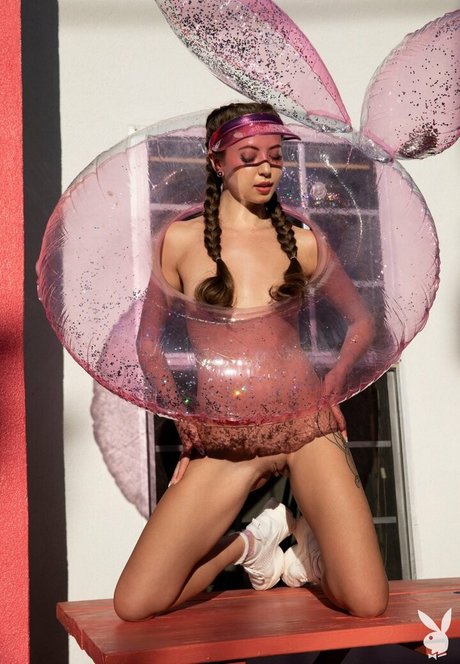 Lauryn Wolfe Profile pic