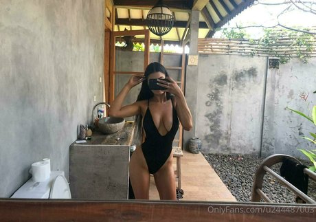 lanemeredith onlyfans nude pics