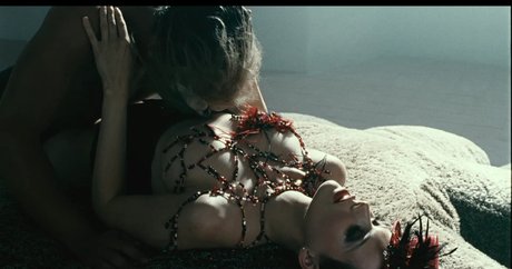 Andrea Osvart onlyfans leaked naked