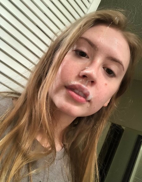 hazelmarshall onlyfans leak ass