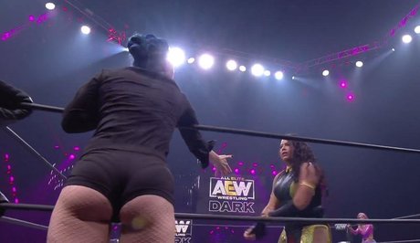 Leva Bates nude porn onlyfans