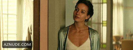 Antonia Desplat onlyfans leaked.