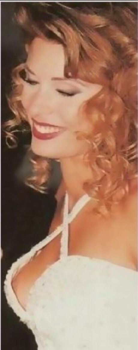 Eleni Menegaki onlyfans leak nude