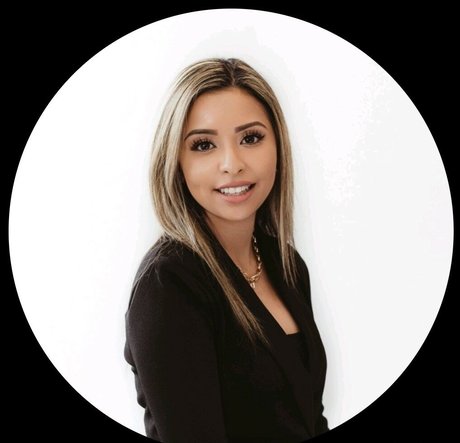 Iris In The Kitchen naked onlyfans