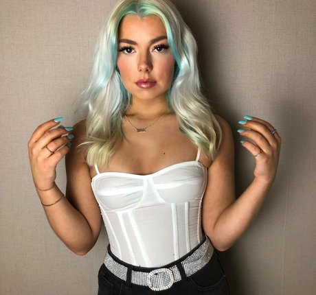 Beccajune en onlyfans