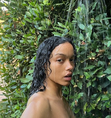 Whitney Peak porn onlyfans leaks