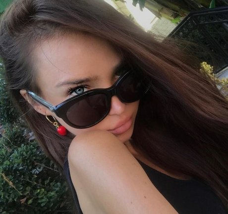 Ana Walczak onlyfans leak ass