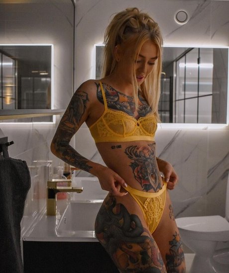 Aurajoutsenlampi nude onlyfans