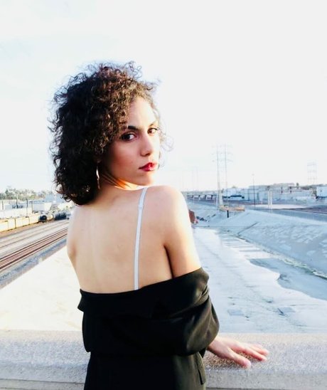 Andrea Sixtos onlyfans model images