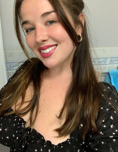 Lettuce2281 naked on onlyfans