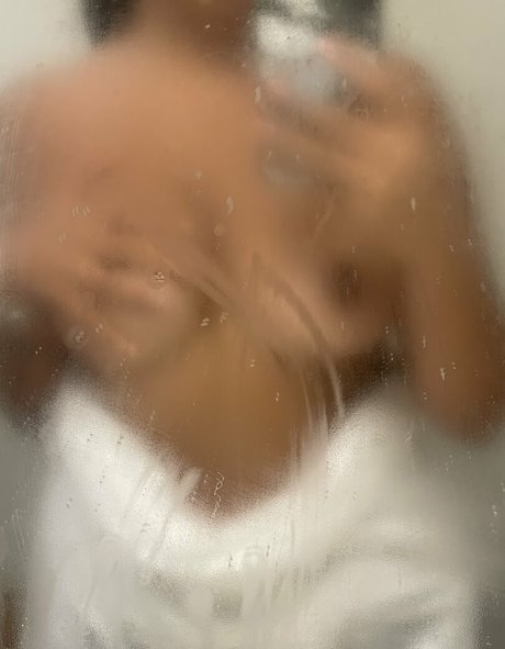 xo alanna ox onlyfans desnuda