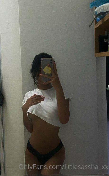 LittleSassha onlyfans for free