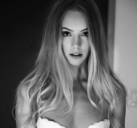 Ali Miller onlyfans leaks