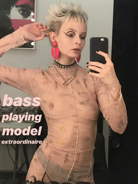 Milkie Way onlyfans leak