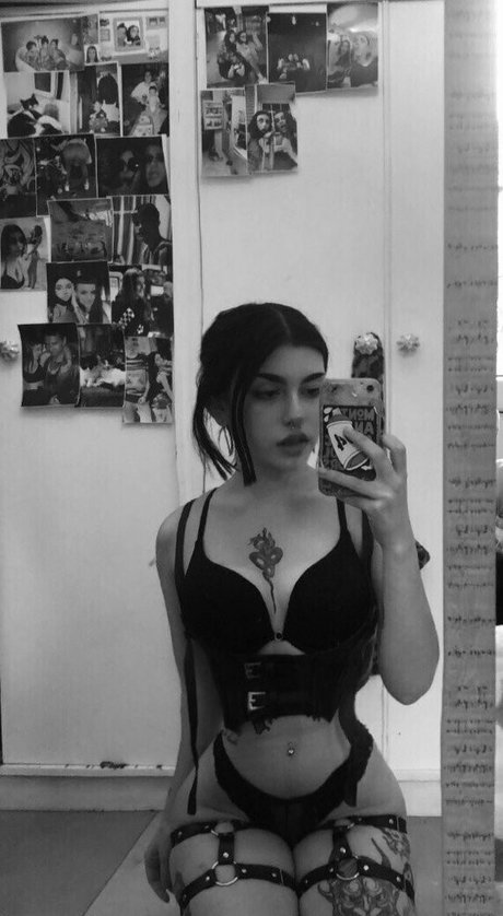 Susypusy only fans nude leaks