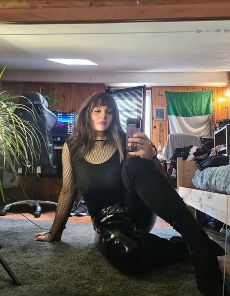 animacherry only fans leaked