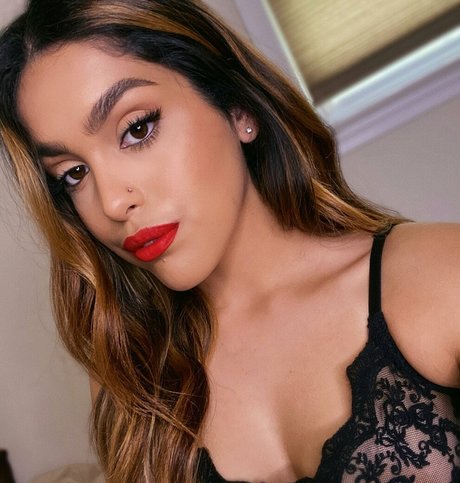 Henna Sharee leaked onlyfans nude