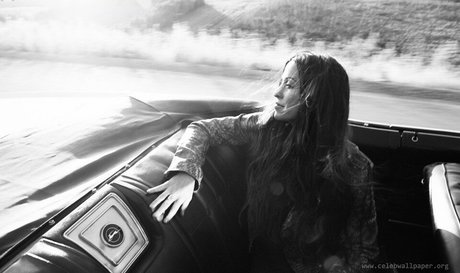 Alanis Morissette onlyfans x