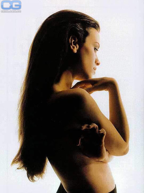 Alanis Morissette feet onlyfans