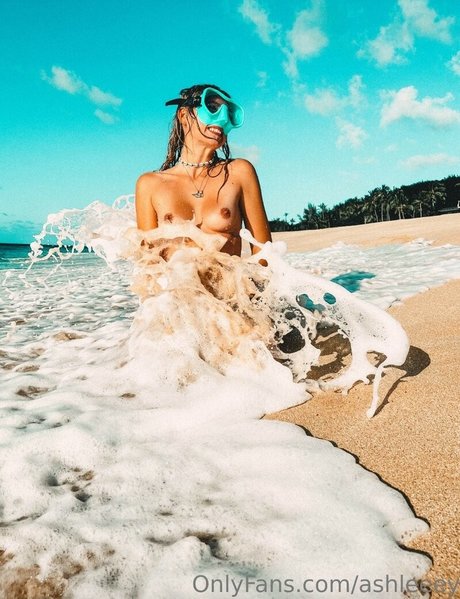 Ashleeey onlyfans striptease