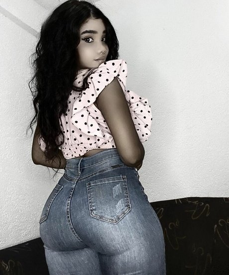 Sphakia Sanon nude onlyfans leaks