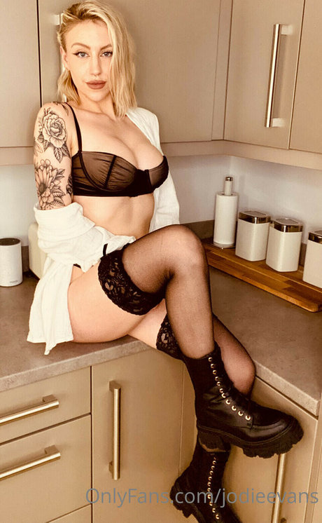 Jodie Evans onlyfans gratis