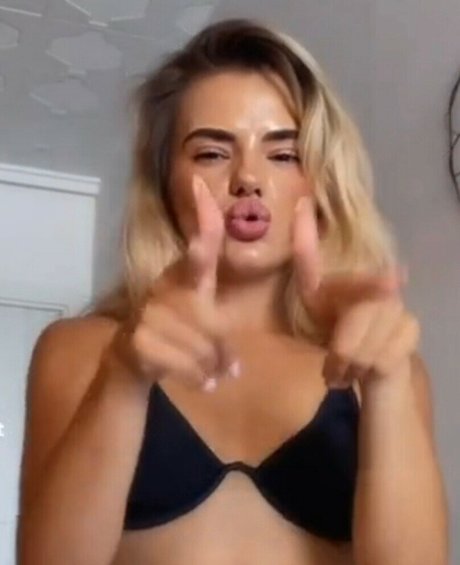 babysitter valentina leaked onlyfans photos