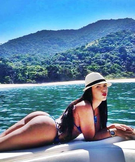 Isabella Pinheiro onlyfans pic