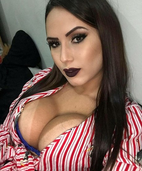 Isabella Pinheiro onlyfans leaj