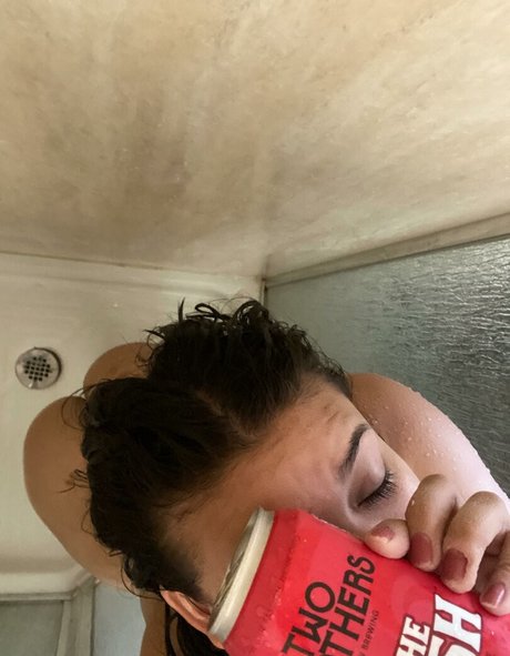 littledesertrose onlyfans content