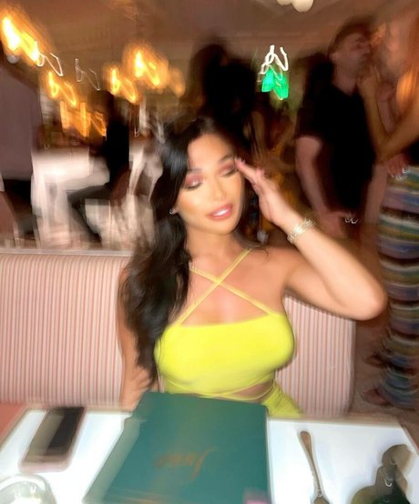 Jaslyn Lee onlyfans model photo