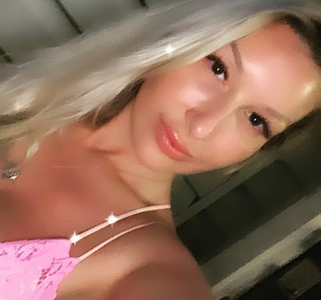 Lacey Denae onlyfans leaked pictures