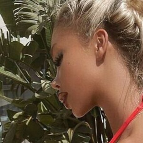 Carolinenitter only fans