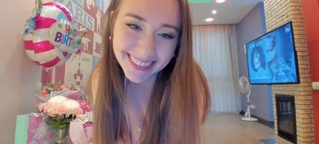 behappywithme onlyfans model images