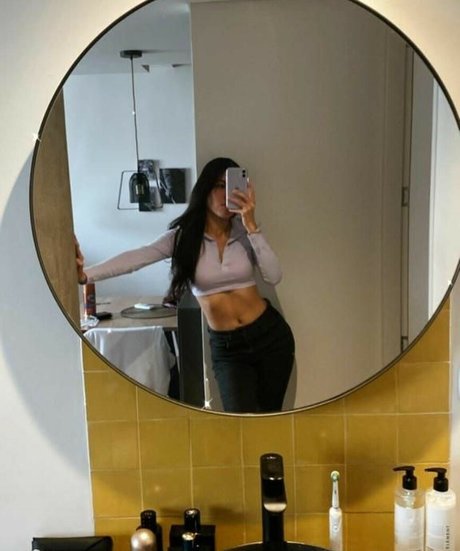 curlyjessica only fans