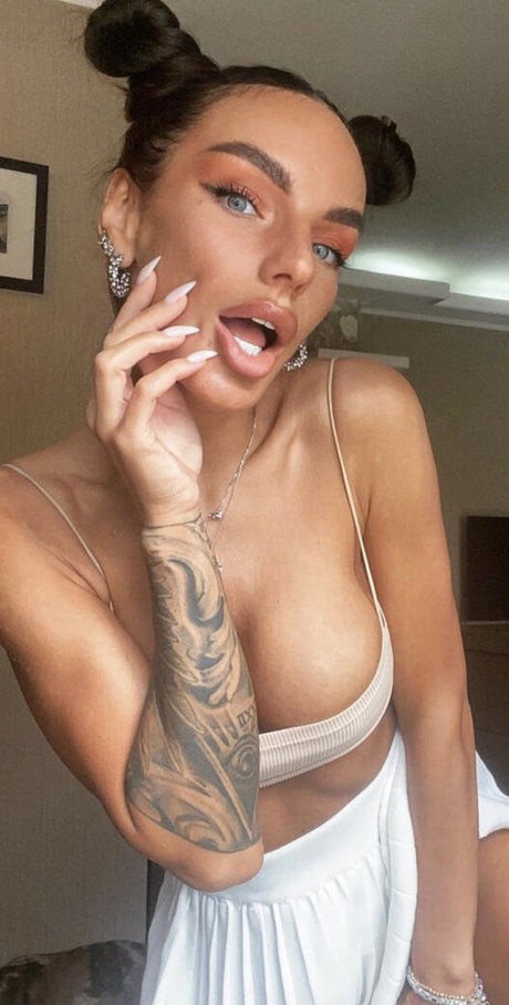 Alisa in wonderland onlyfans leak