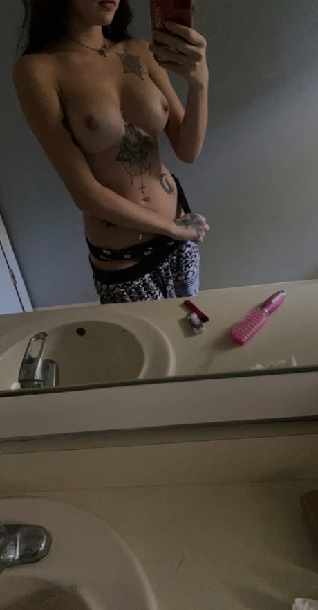 Stoner girl305 onlyfans leams