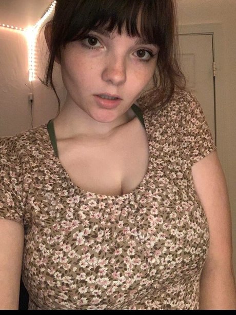 Stevie Rhodes leaked onlyfans photos