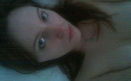 NixiePixel onlyfans strip tease