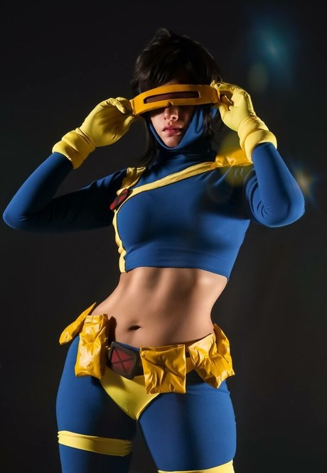 Yaku Cosplay onlyfans boobs