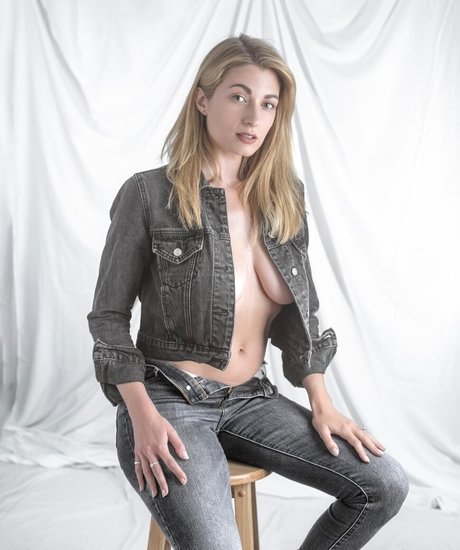 Kes Neale leaks only fans