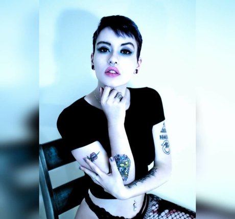 Taylor Evanchak onlyfans nude leaks