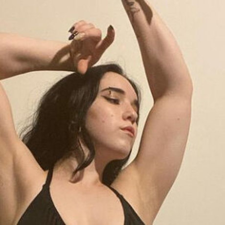 Amber The Valkyrie topless onlyfans