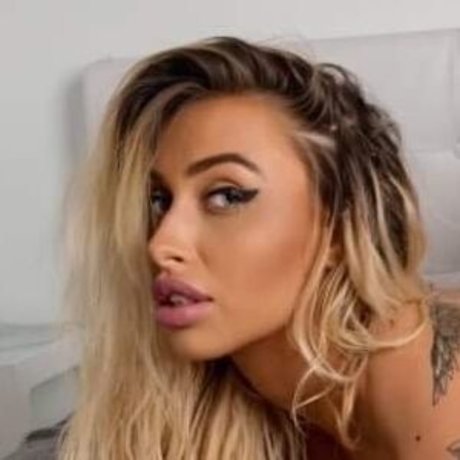 Cataleyia naked onlyfans