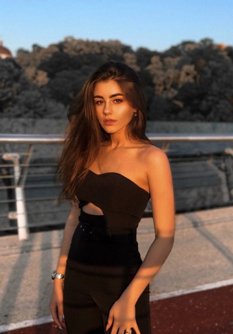 yanas0r0ka onlyfans picture