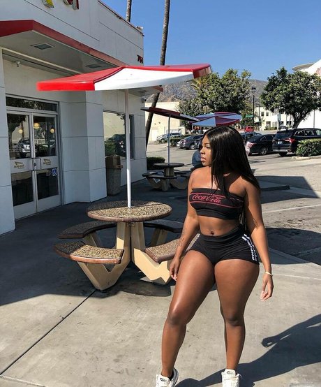 Alana Walters onlyfans leaks porn